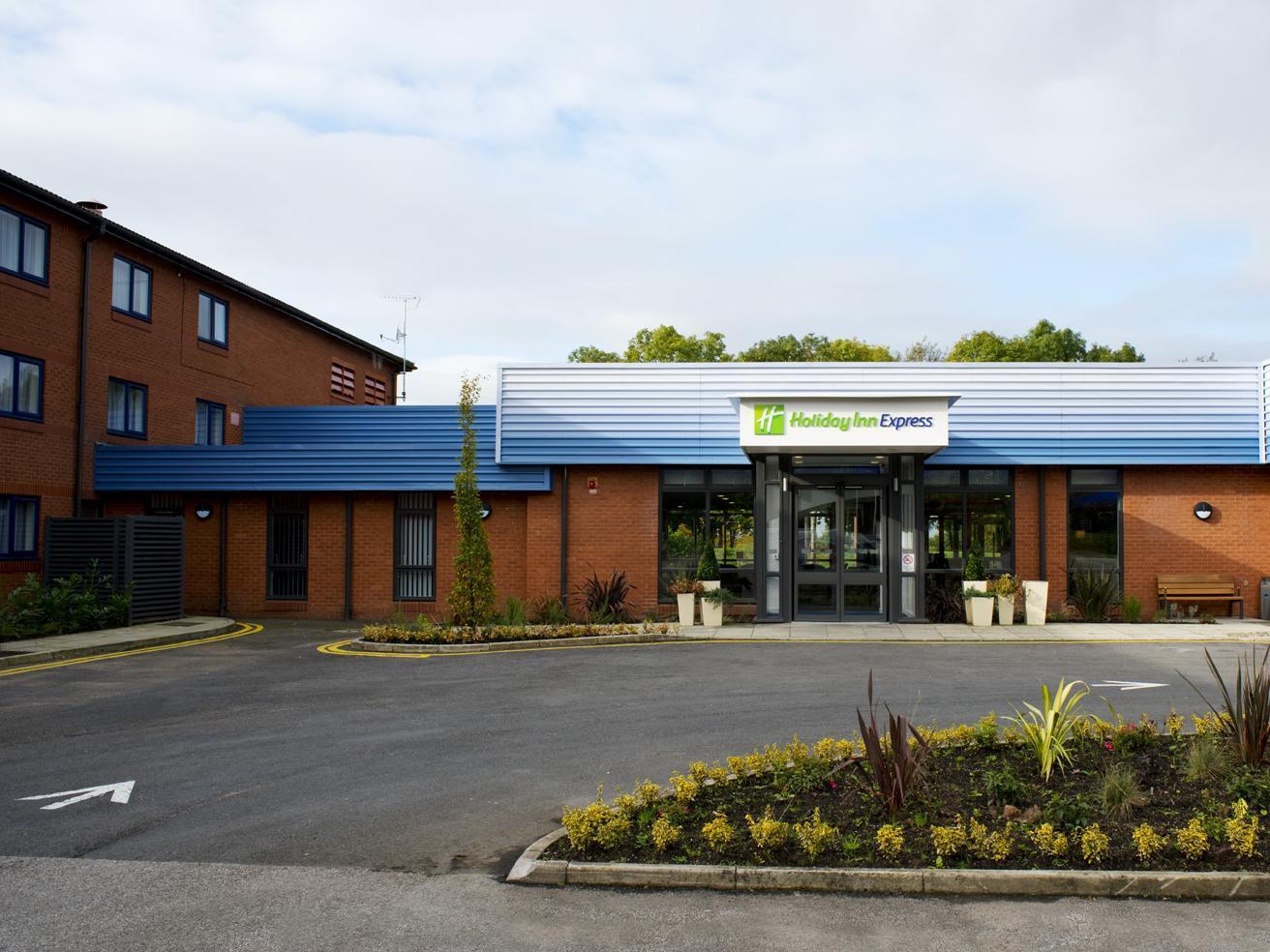 Holiday Inn Express Preston South By Ihg Ngoại thất bức ảnh