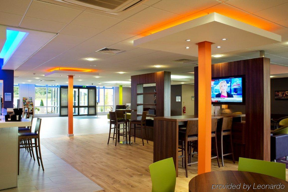 Holiday Inn Express Preston South By Ihg Ngoại thất bức ảnh