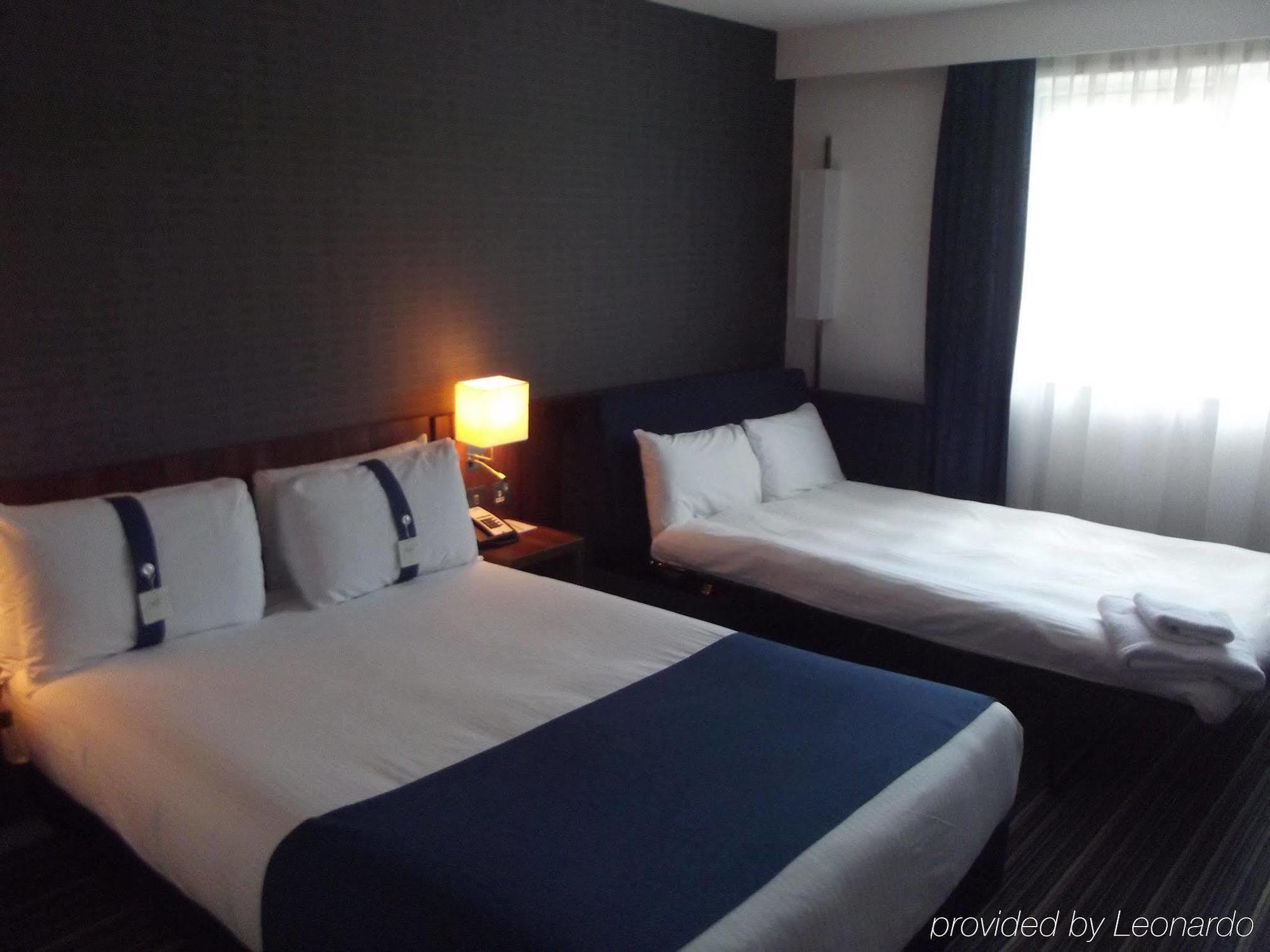 Holiday Inn Express Preston South By Ihg Ngoại thất bức ảnh